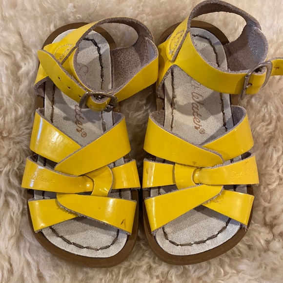 Salt Water Sandals Shiny Yellow - Picture 1 of 2